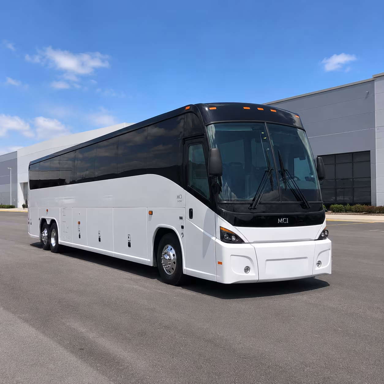 daily commuter shuttles between west hartford and downtown hartford